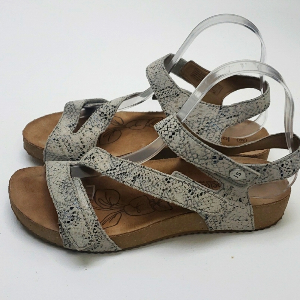 Josef Seibel Sandals